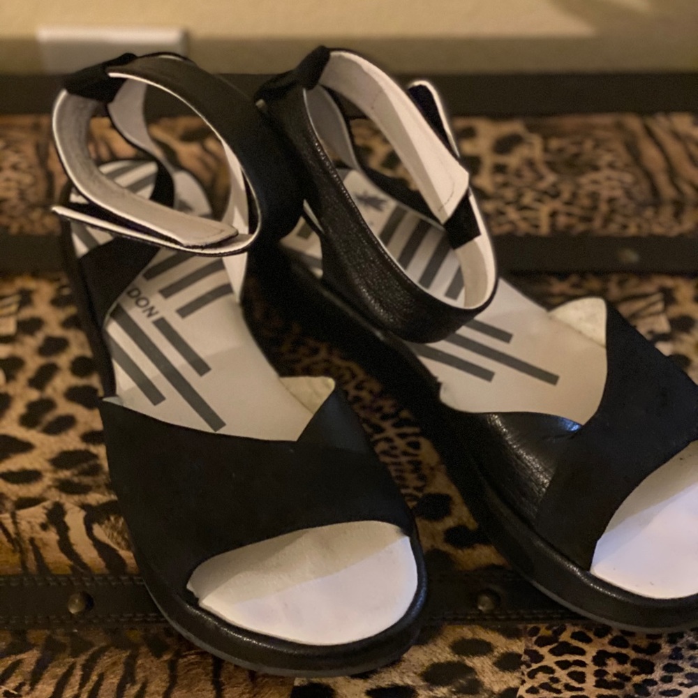 Fly London Sandals